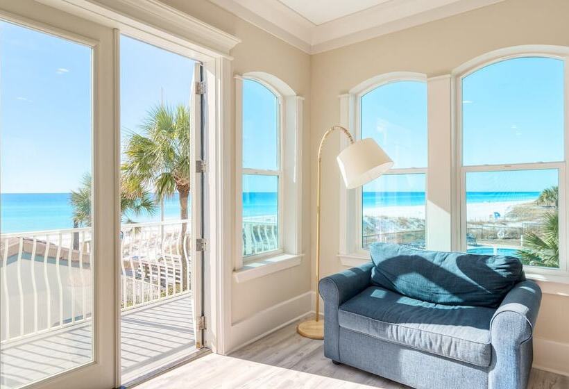 Calico By Avantstay Beachfront Retreat