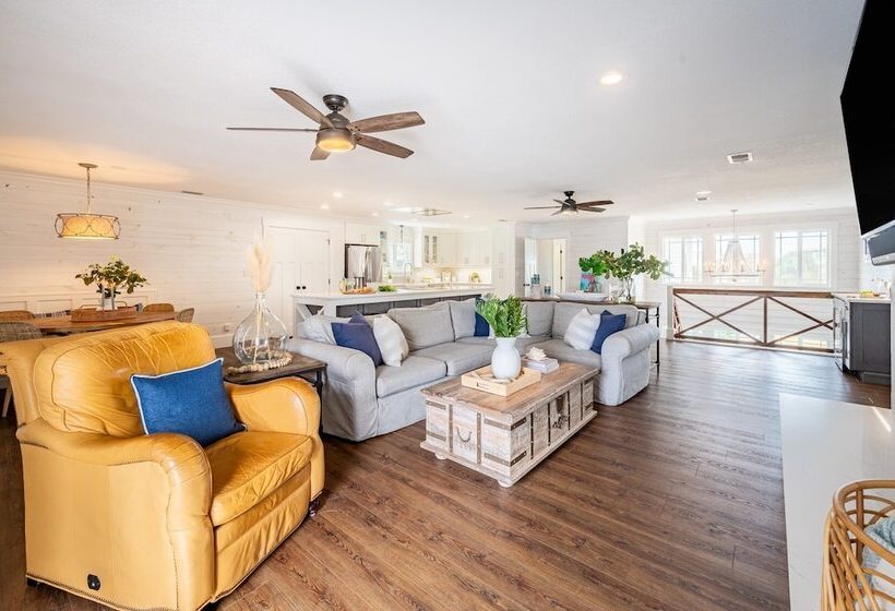 Harborside By Avantstay Expansive Destin Retreat