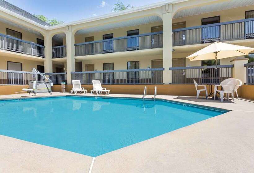 فندق Days Inn Elberton