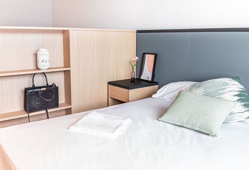 إقامة Atenea Living