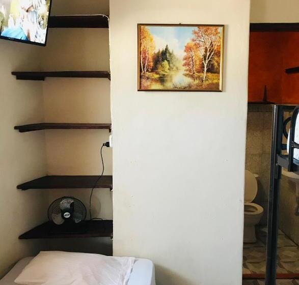 هاستل Hostal Brisas Y Olas