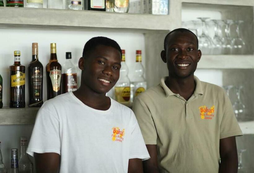 צימר Bahari Beach Bungalows