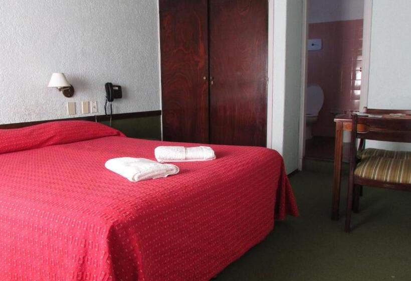 هتل Cabo Santa Maria