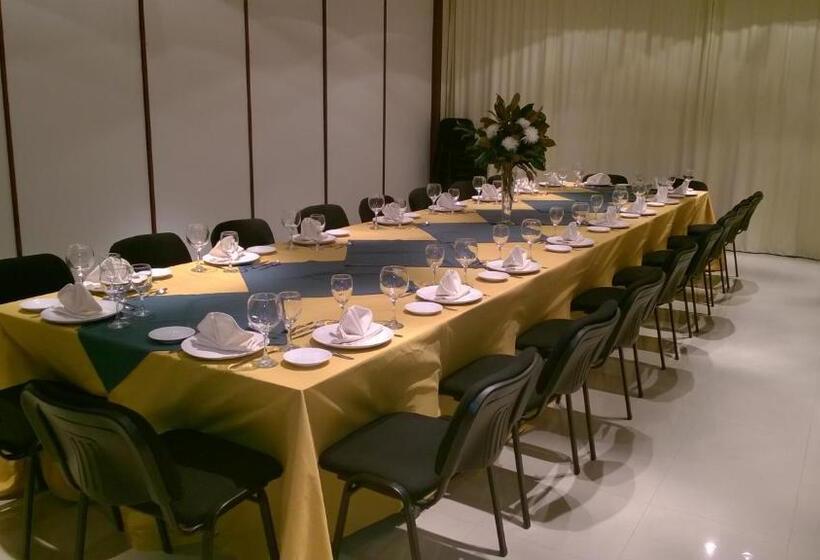 هتل Juana De Ibarbourou