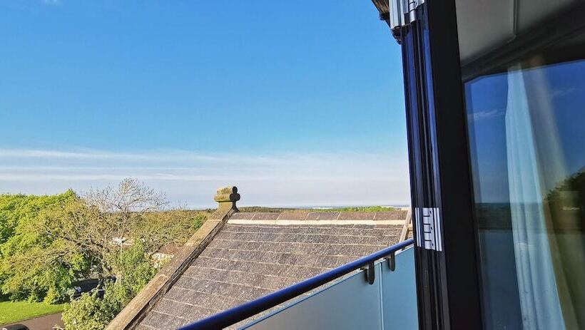 פונדק Lairds House Northumberland Ltd