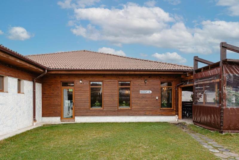 ホテル Casa Dinainte