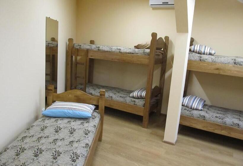 فندق صغير Mini Hotel Na Pidgradskiy