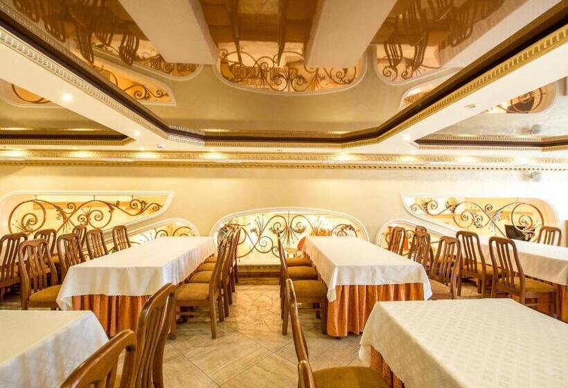 酒店 &spa Pysanka, готель писанка, 3 сауни та джакузі   індивідуальний відпочинок у спа