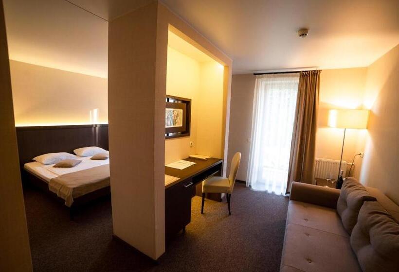 Sribni Leleky Hotel & Spa