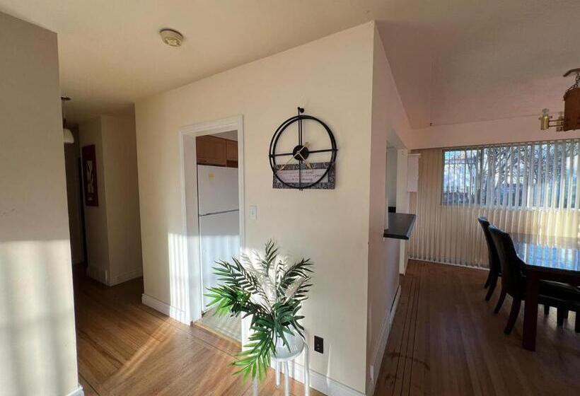 פנסיון Private Cozy Queen Room In North Delta