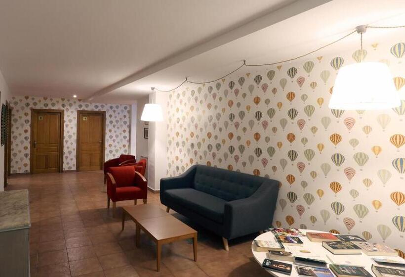 בית מלון כפרי Hospedería Sádaba