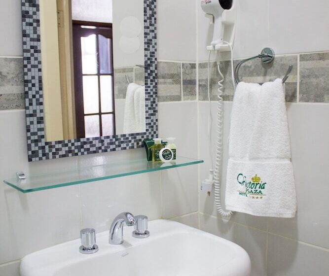 هتل Victoria Plaza