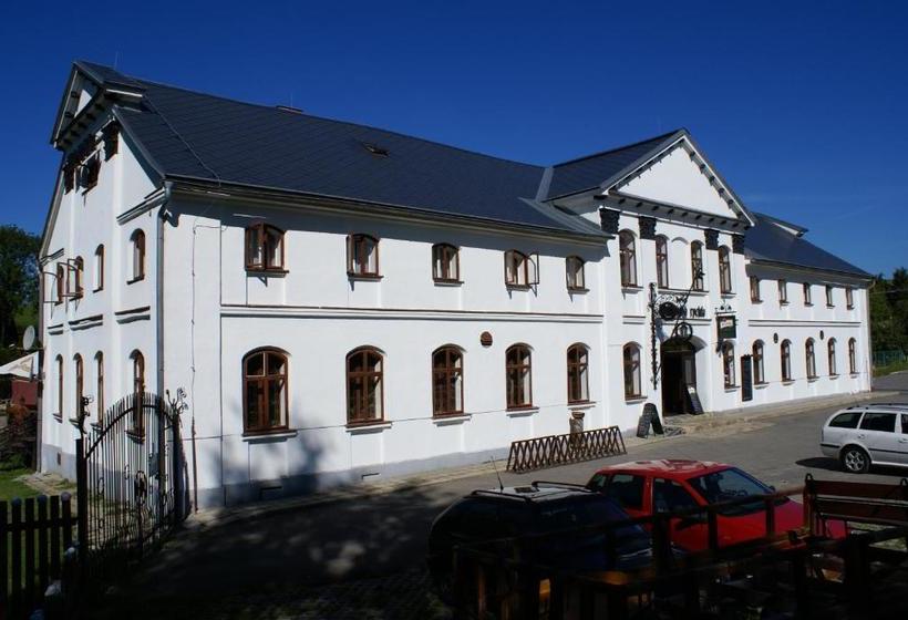 هتل Maršovská Rychta