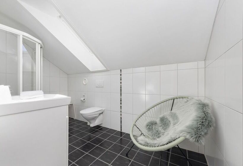 בית מלון כפרי åmøy Fjordferie