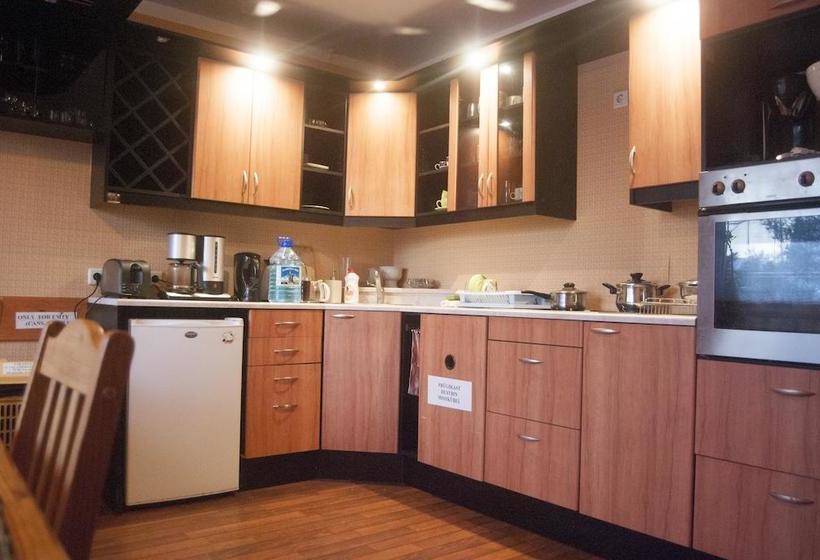 هتل Terve Hostel