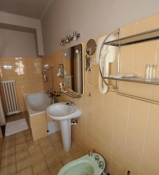 هتل Zlatá štika