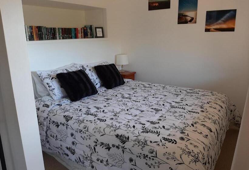 A Sea View B&b