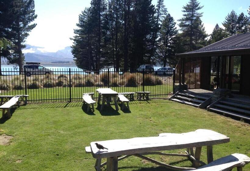 فندق صغير Lakes Edge Lodge