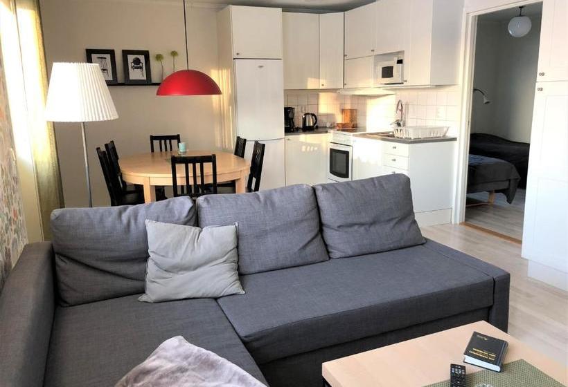 هاستل Storstrand Kursgård