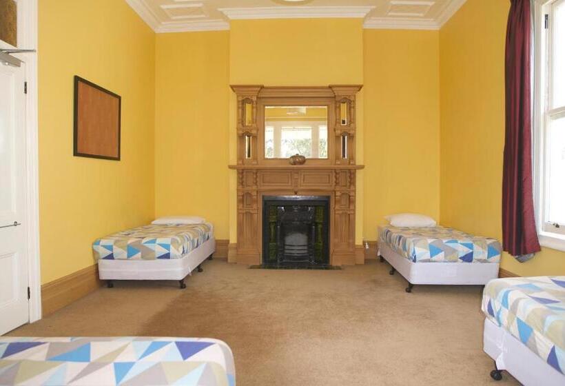 هاستل Verandahs Parkside Lodge