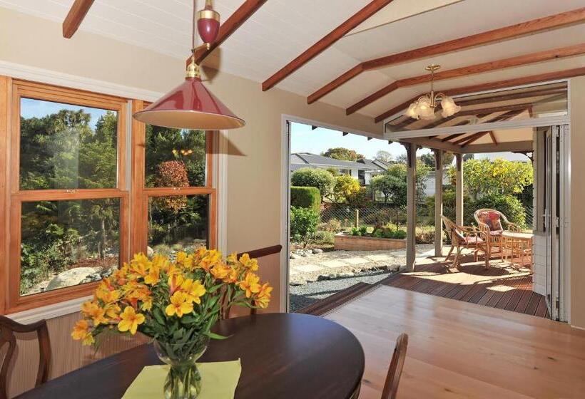 Baywick Inn Bed & Breakfast