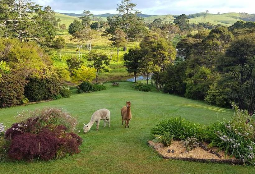 تختخواب و صبحانه Riverside Homestead