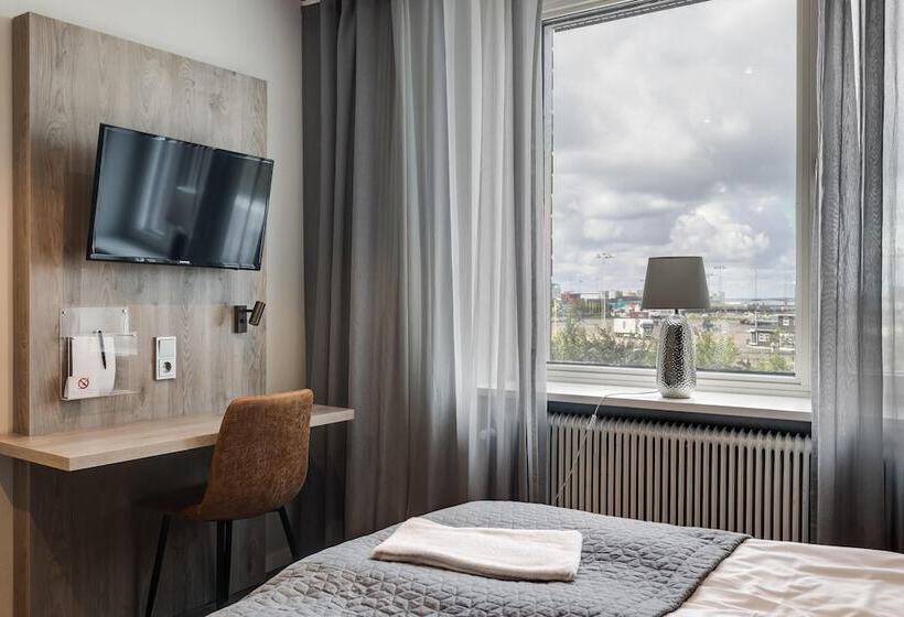Dream  Luxury Hostel
