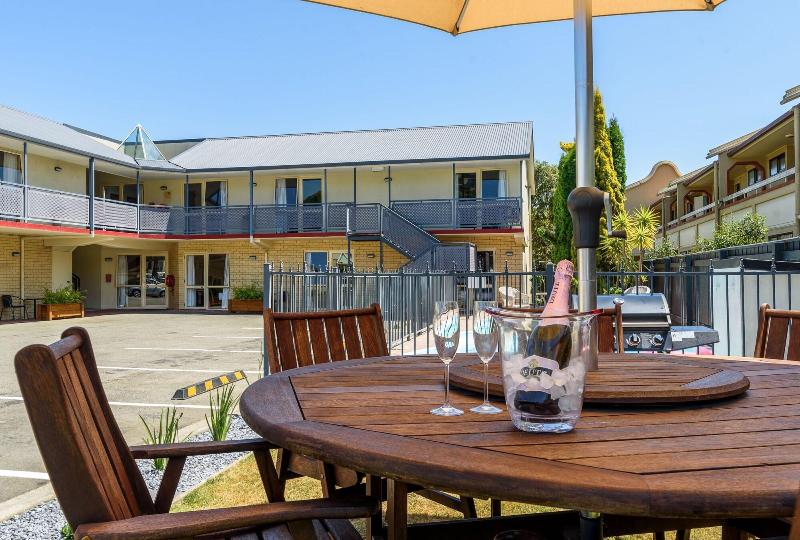 مُتل Apex Motorlodge