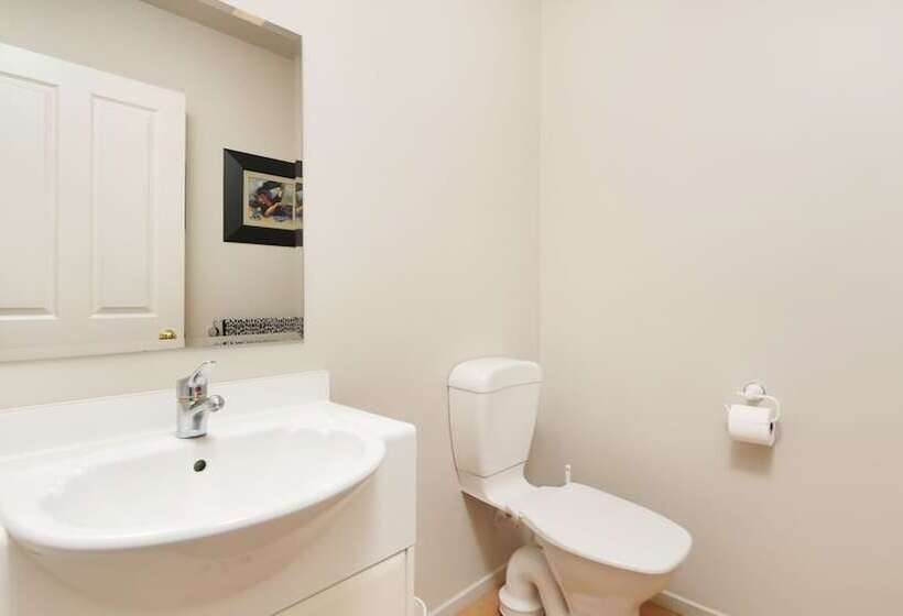 Olive House Bed And Breakfast