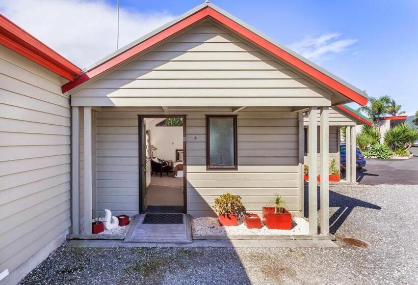 Tairua Shores Motel