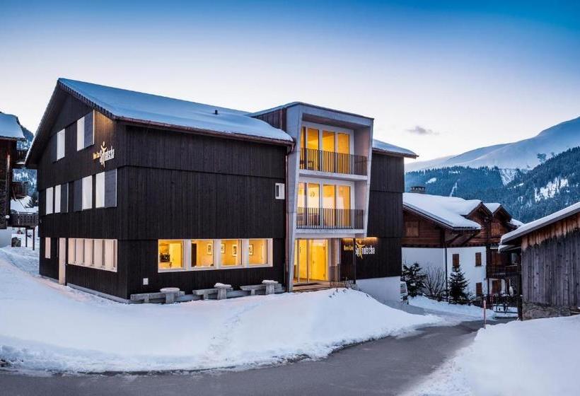 הוסטל Nova Casa Spinatscha Sedrun