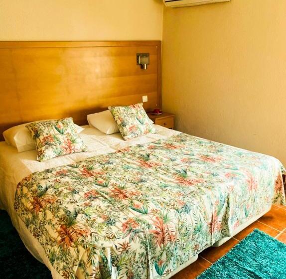 ベッドアンドブレックファースト Abrigo Da Estrela