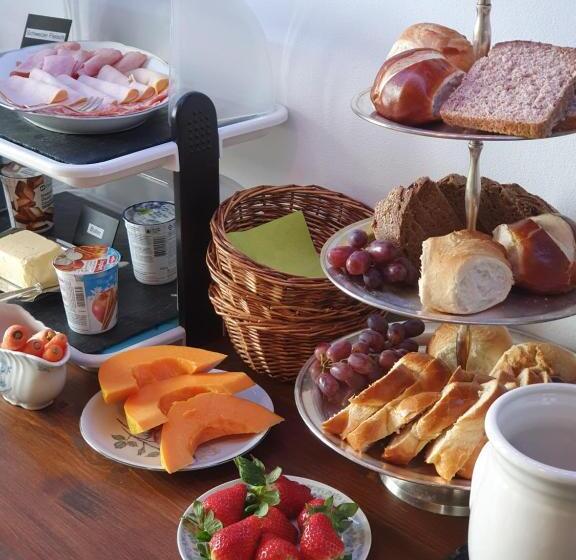 مبيت وإفطار Bnb Haus Weibel