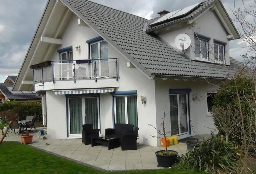 مبيت وإفطار Haus Erika Am Weg