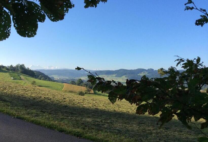 مبيت وإفطار Landcafe Mit Mini