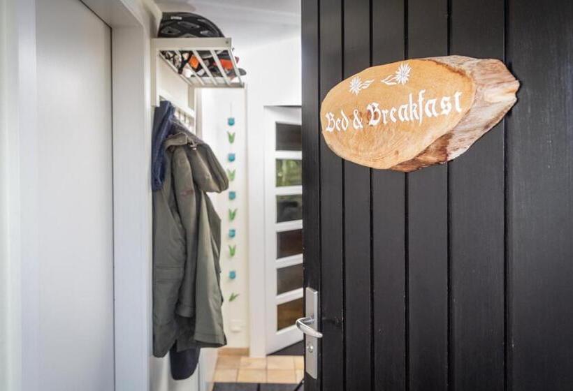 צימר Mybednbreakfast In Bottmingen