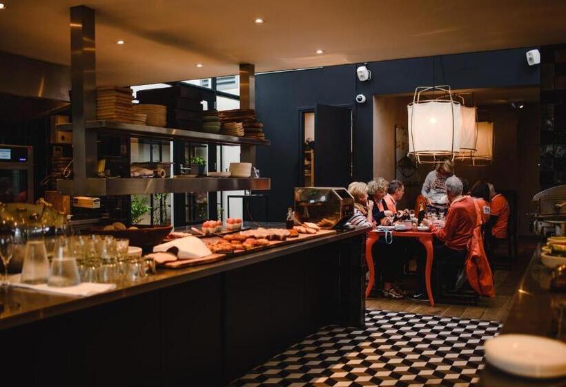 هتل Blue Inspired By Manna