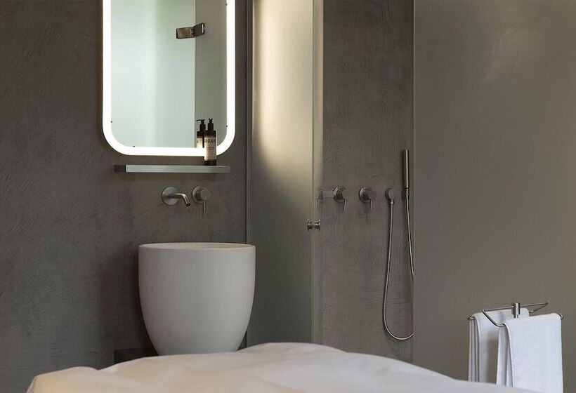 هتل Blue Inspired By Manna