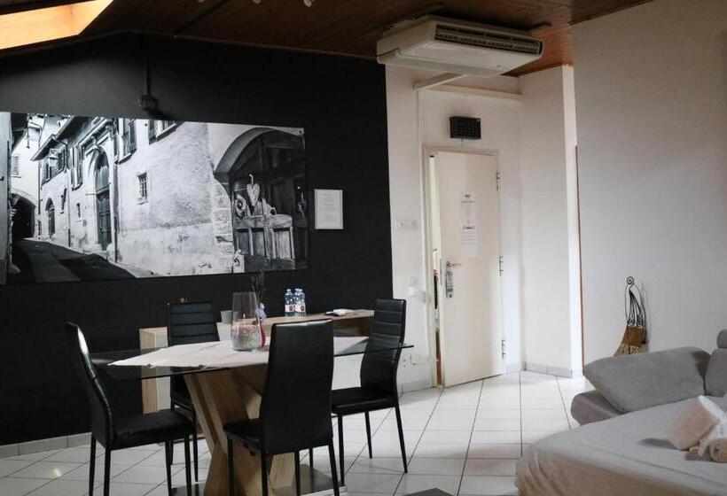 בית מלון כפרי Borgovecchio Albergo