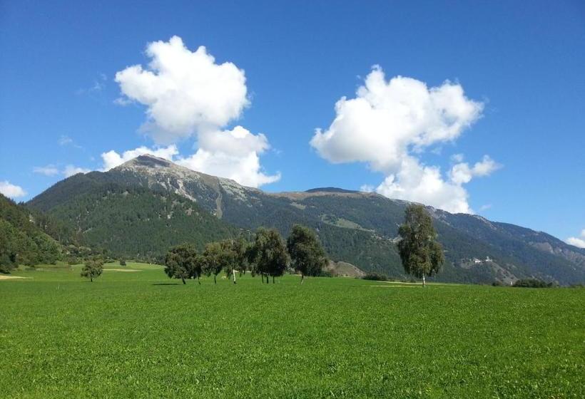 ホテル Chavalatsch