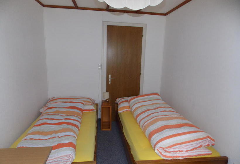 Self  Check  In Hotel Regina Beatenberg