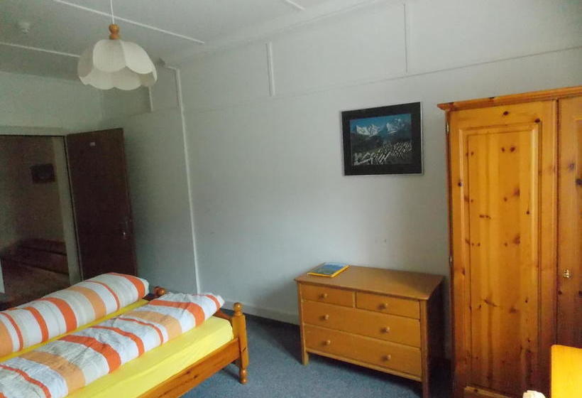 Self  Check  In Hotel Regina Beatenberg