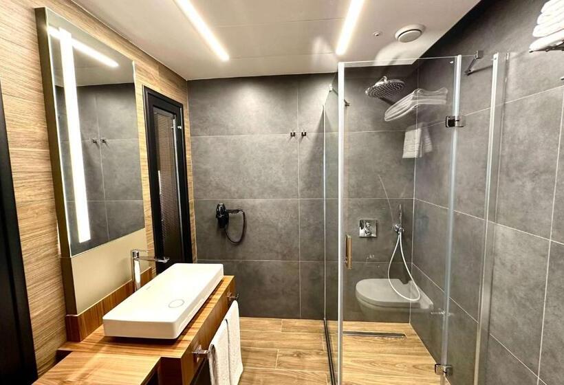 Ft Lotus Thermal Hotel&spa Trademark Collection By Wyndham