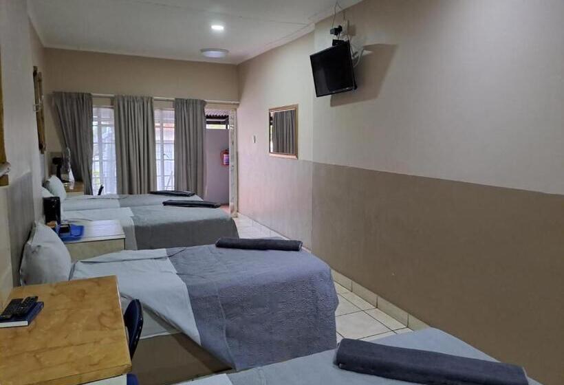 بنسيون Sleep  N Go Guesthouse