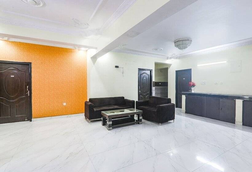 Fabhotel Yamini Inn