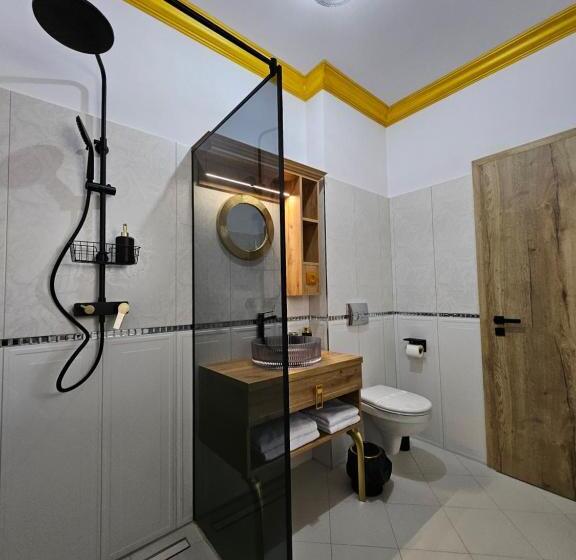 هتل Colt De Rai Deluxe & Spa