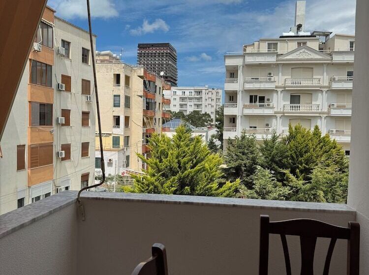 Bamisa Apartments
