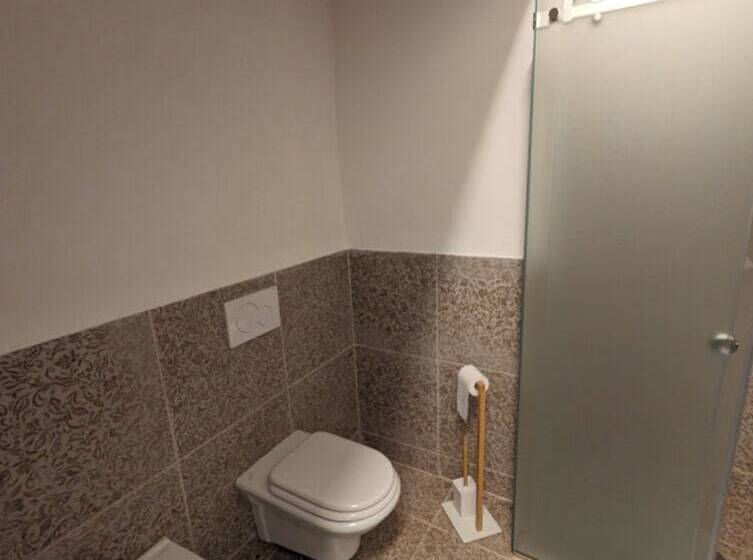 住宿加早餐  The Art Of Leo