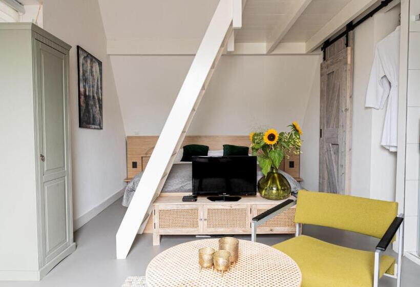 مبيت وإفطار De Vijf Suites