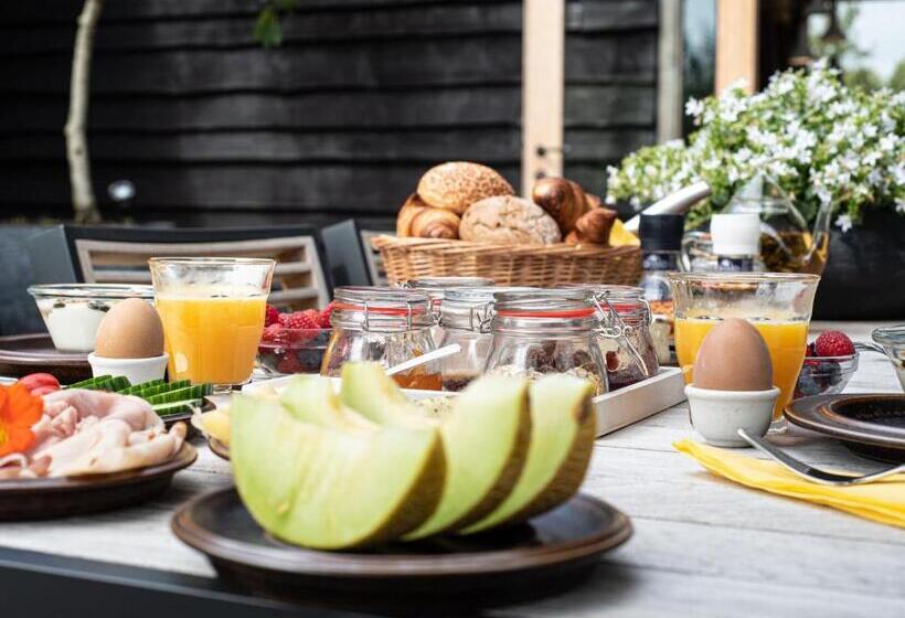 مبيت وإفطار De Vijf Suites